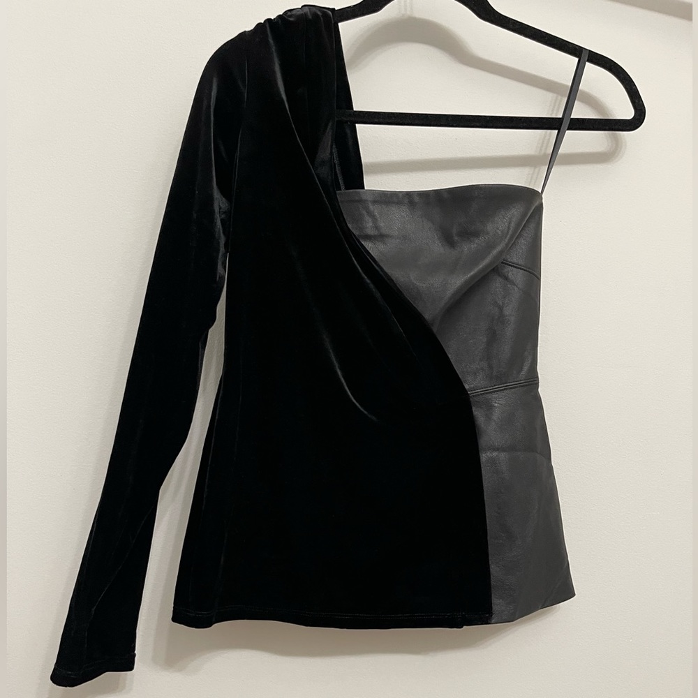 BCBGMaxazria Black Top